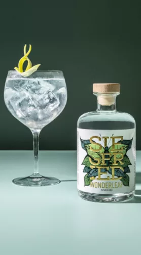 Siegfried Wonderleaf Akoholmentes Párlat 0,5L - Alkoholmentes Italok