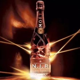   Moet & Chandon N.I.R Nectar Imperial Rosé Luminous Magnum Champagne (1,5L 12%)