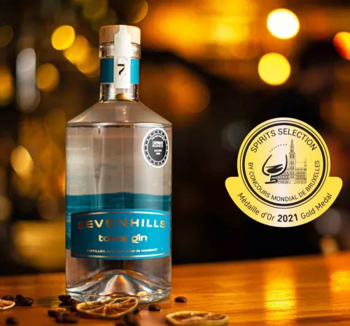 Seven Hills Tokaj Gin 0,7L