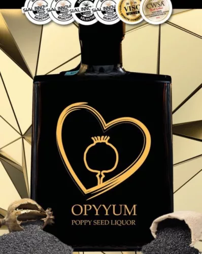 Magna Cum Laude Opyyum Máklikőr + 2 db Shot Pohár 0,5L - Pálinka
