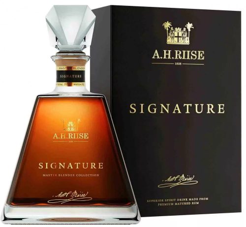 A.H. Riise Signature (0,7L 43,9%)